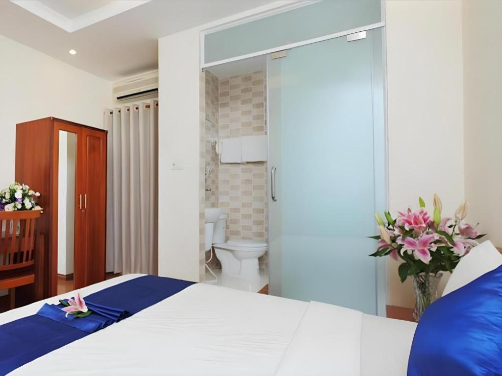 Blue River Hotel Ho Chi Minh City Exterior photo