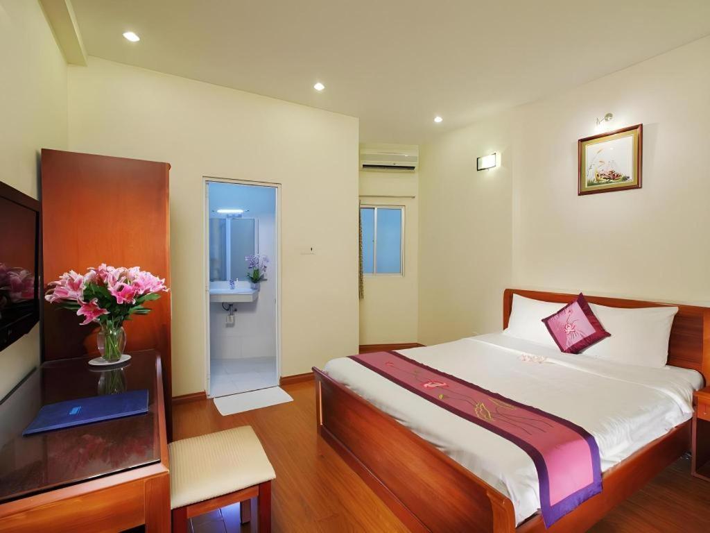 Blue River Hotel Ho Chi Minh City Exterior photo